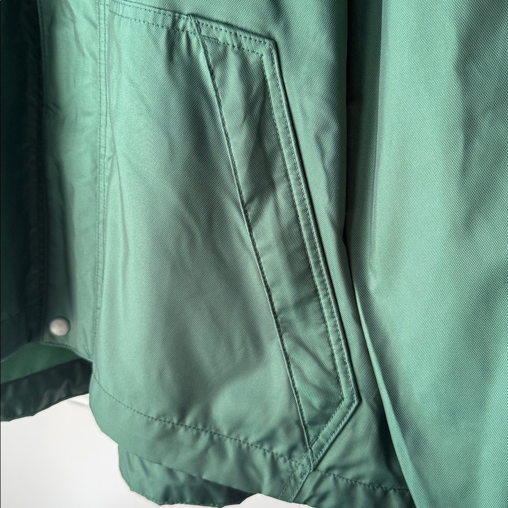 Carhartt Men Forest Green Raincoat Storm Defender loose fit - Picture 6 of 8